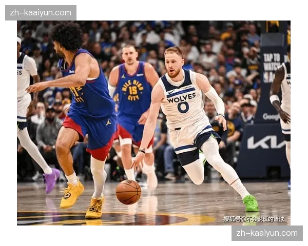 戈贝尔抢下篮板长传迪温琴佐快攻扣篮，森林狼最后8秒锁定胜局